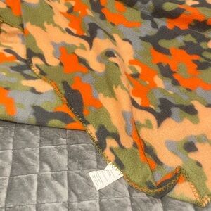 Mainstays Camouflage Fleece Throw in Orange, Olive & Gray
